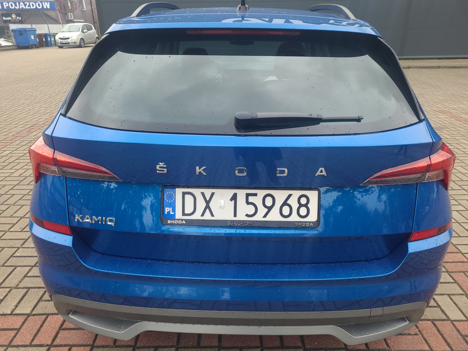 Zdjęcie pokrywy bagażnika