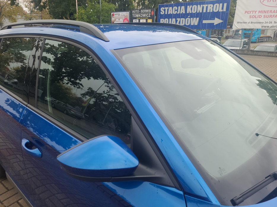 Zdjęcie słupka A prawego