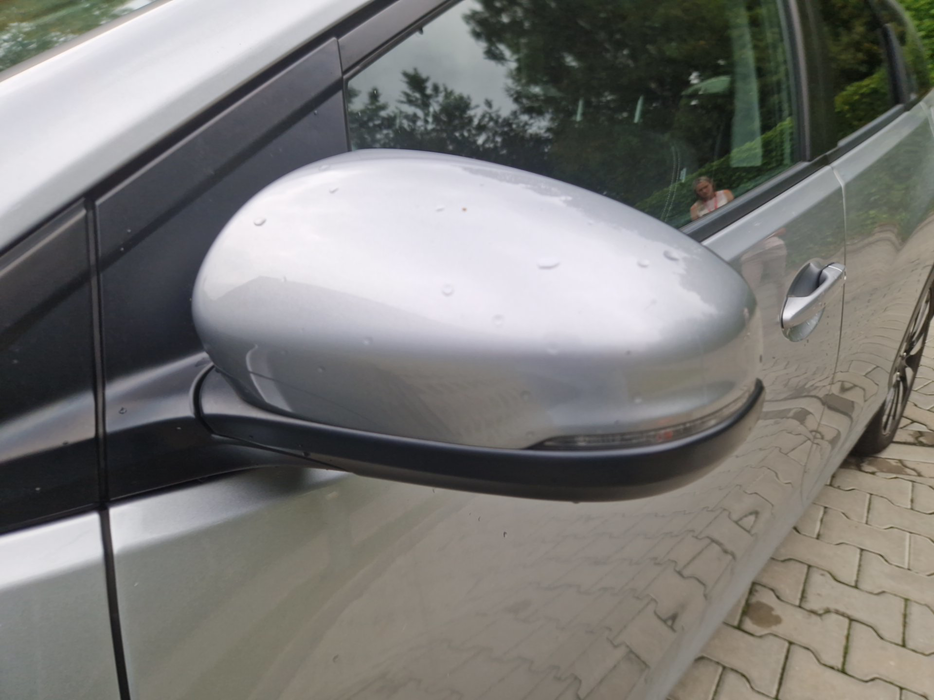 Zdjęcie obudowy lusterka lewego