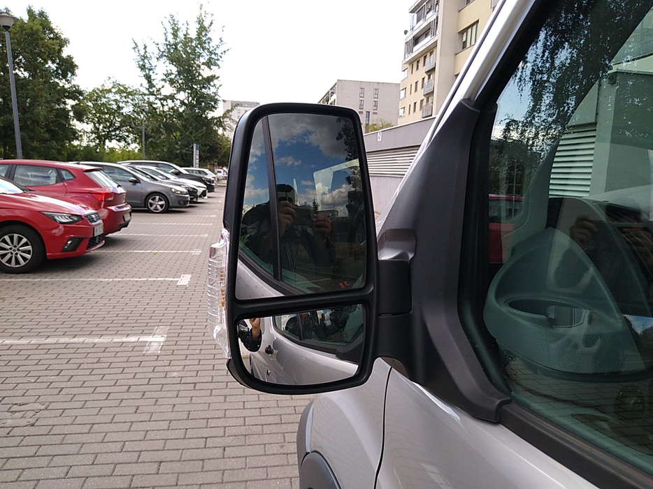 Zdjęcie zwierciadła lusterka lewego