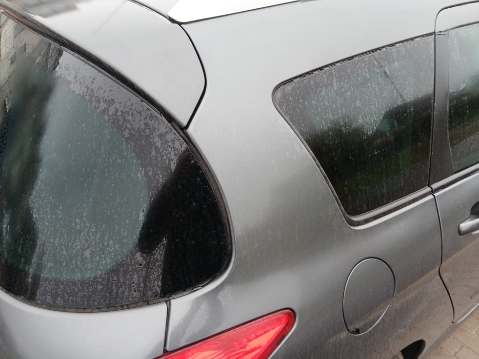 Zdjęcie słupka C prawego