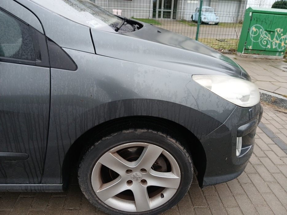 Zdjęcie błotnika przedniego prawego