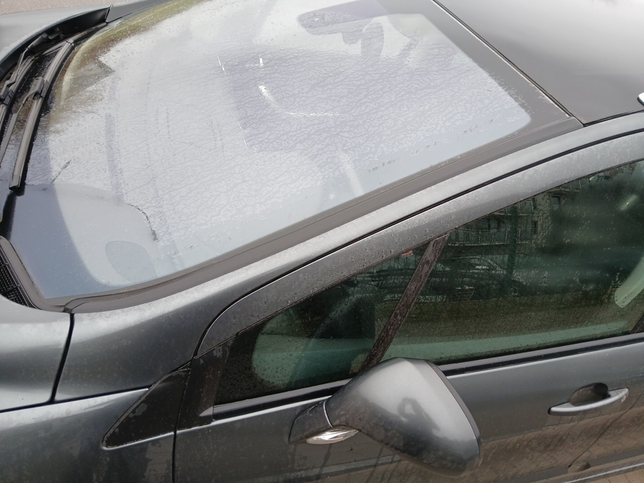 Zdjęcie słupka A lewego