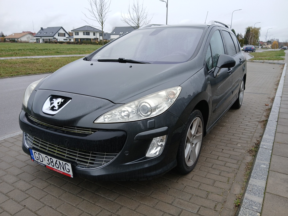 Zdjęcie po ukosie, lewy przód