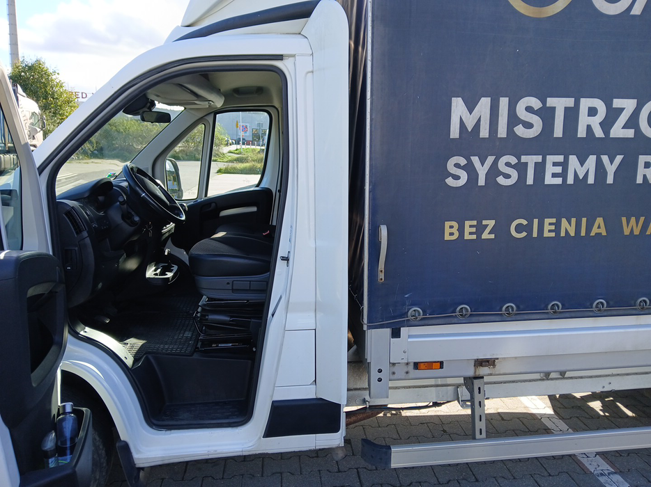 Zdjęcie słupka B lewego