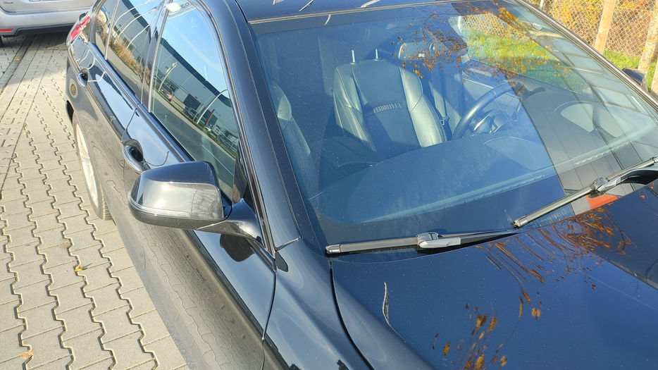 Zdjęcie słupka A prawego