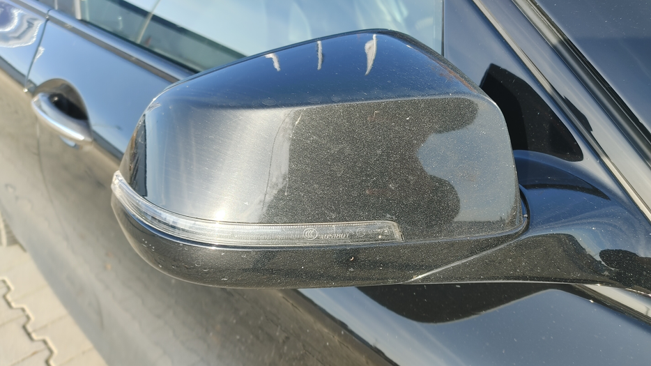 Zdjęcie obudowy lusterka prawego