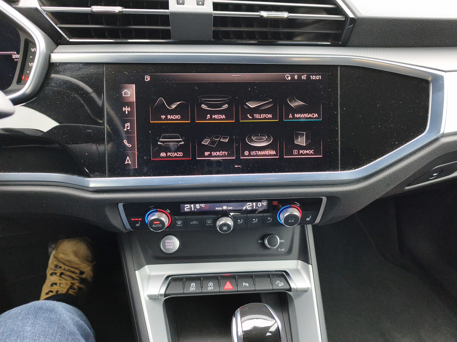 Zdjęcie jednostki multimedialnej