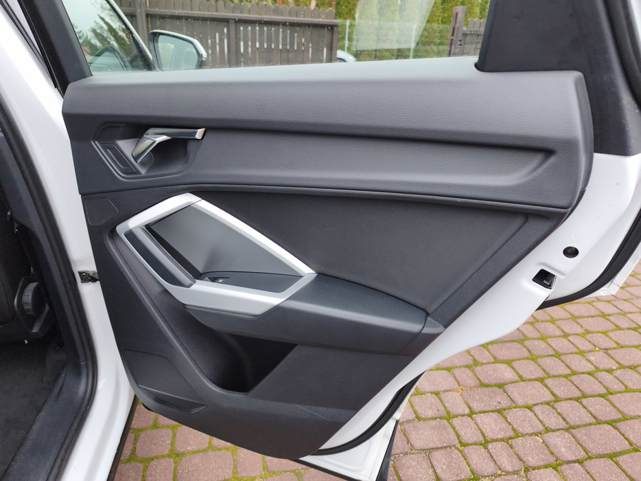 Zdjęcie tapicerki drzwi tylnych prawych