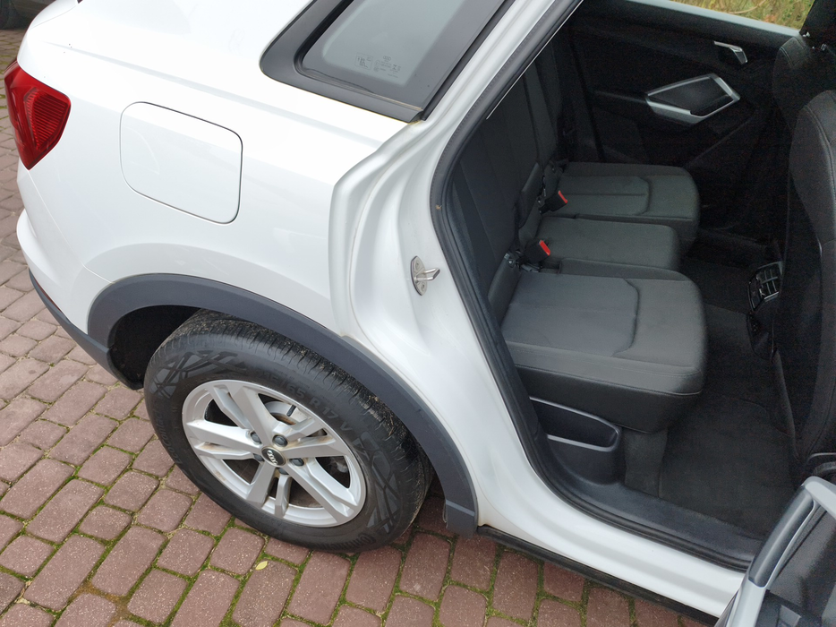 Zdjęcie słupka C prawego