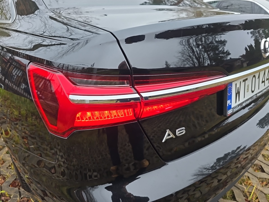 Zdjęcie oświetlenia tylnego lewego