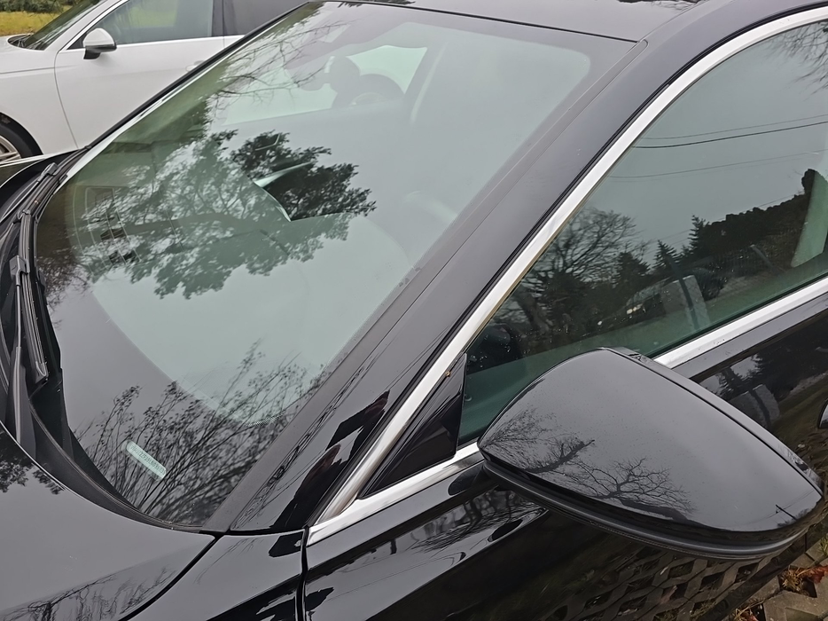 Zdjęcie słupka A lewego