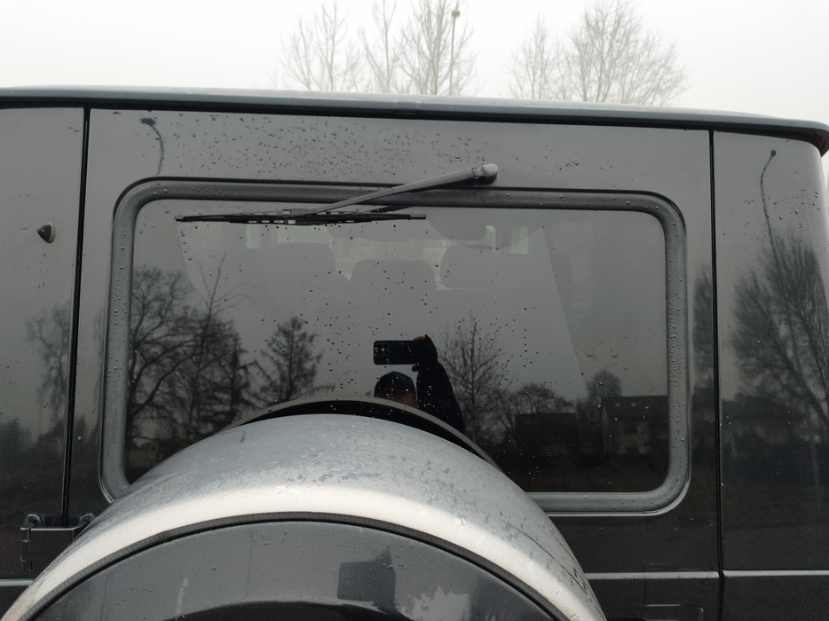 Zdjęcie szyby tylnej