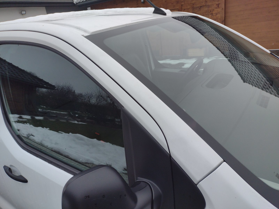 Zdjęcie słupka A prawego