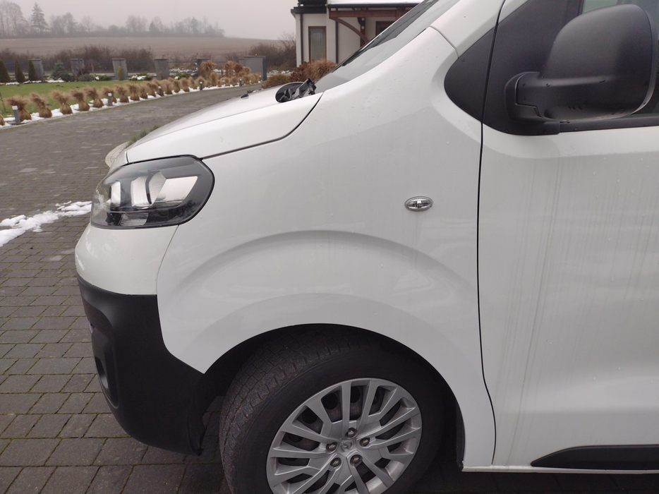 Zdjęcie błotnika przedniego lewego