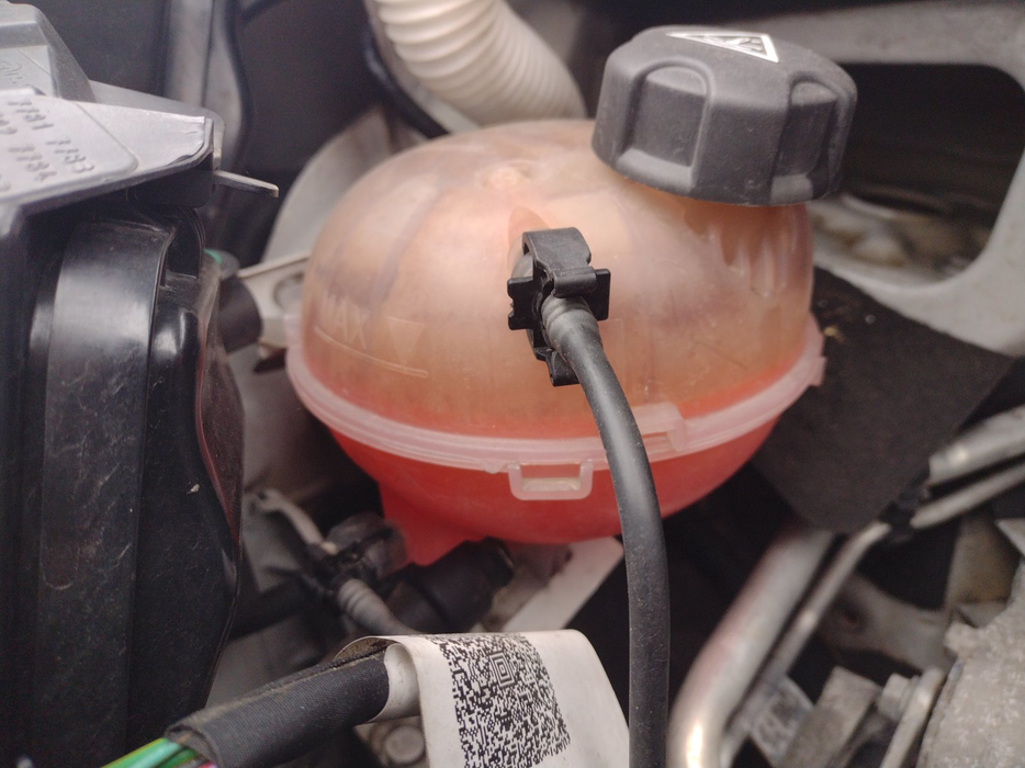 Zdjęcie zbiorniczka płynu chłodzącego