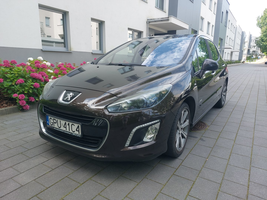 Zdjęcie po ukosie, lewy przód