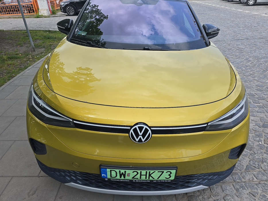 Zdjęcie pokrywy komory silnika