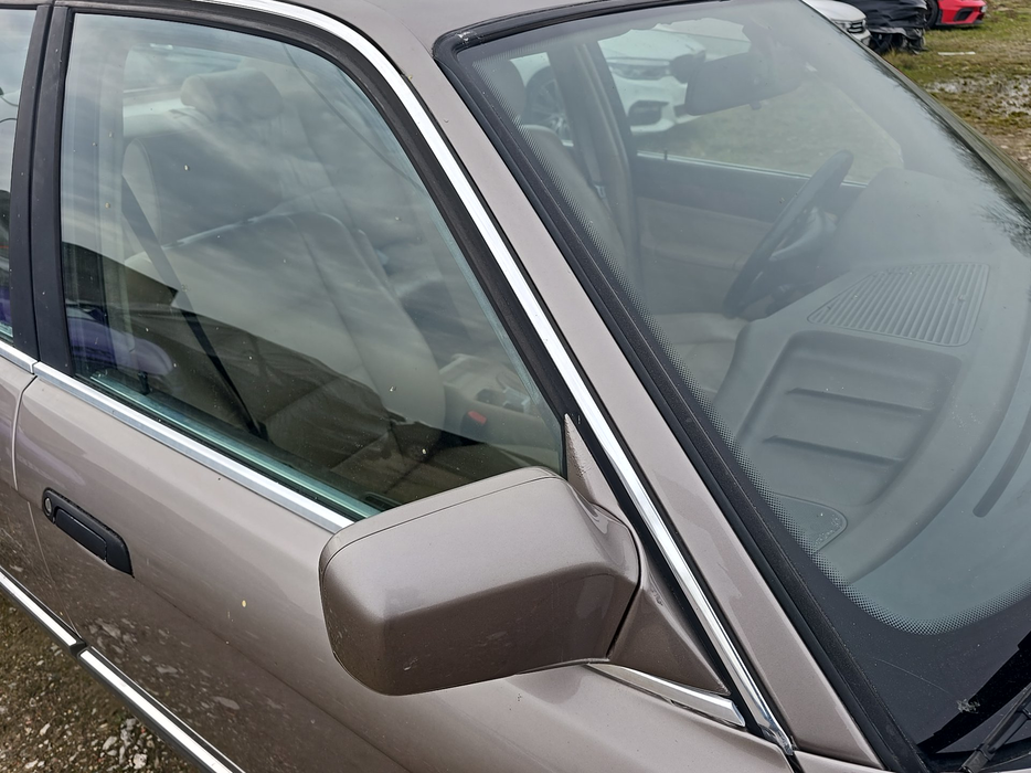 Zdjęcie słupka A prawego