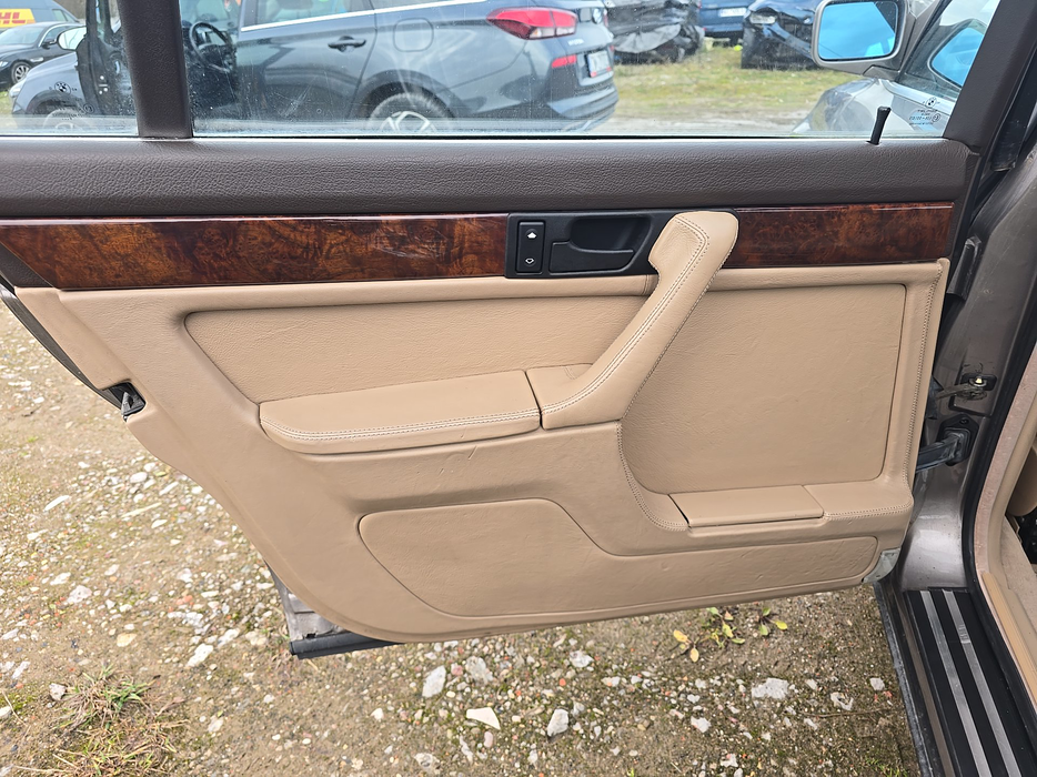 Zdjęcie tapicerki drzwi tylnych lewych