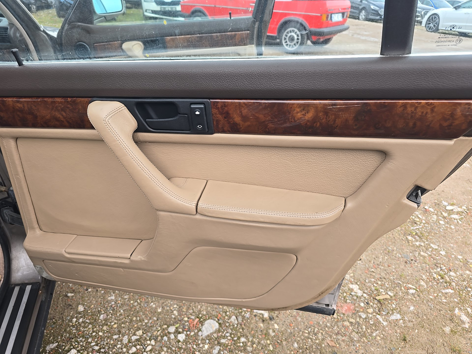 Zdjęcie tapicerki drzwi tylnych prawych