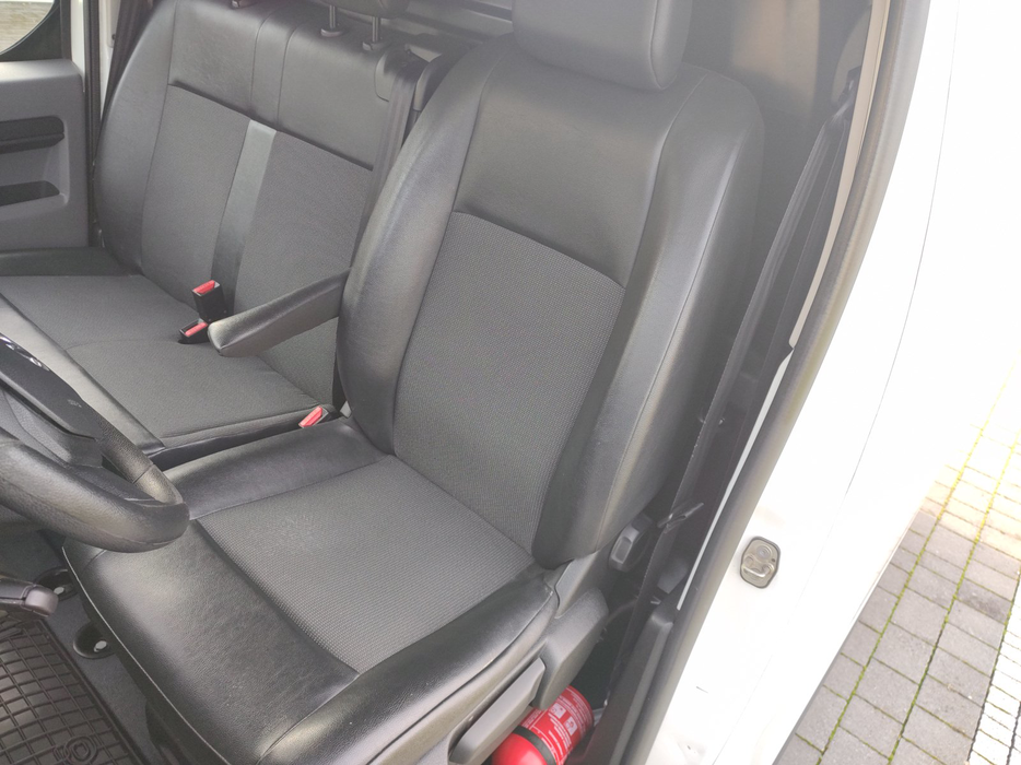 Zdjęcie fotela kierowcy