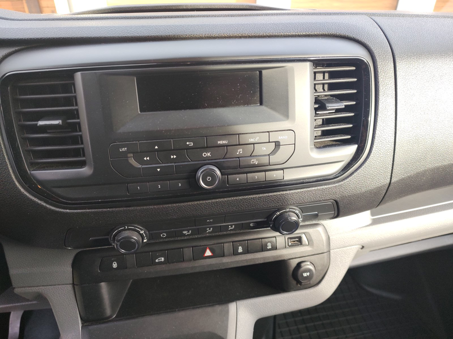 Zdjęcie jednostki multimedialnej