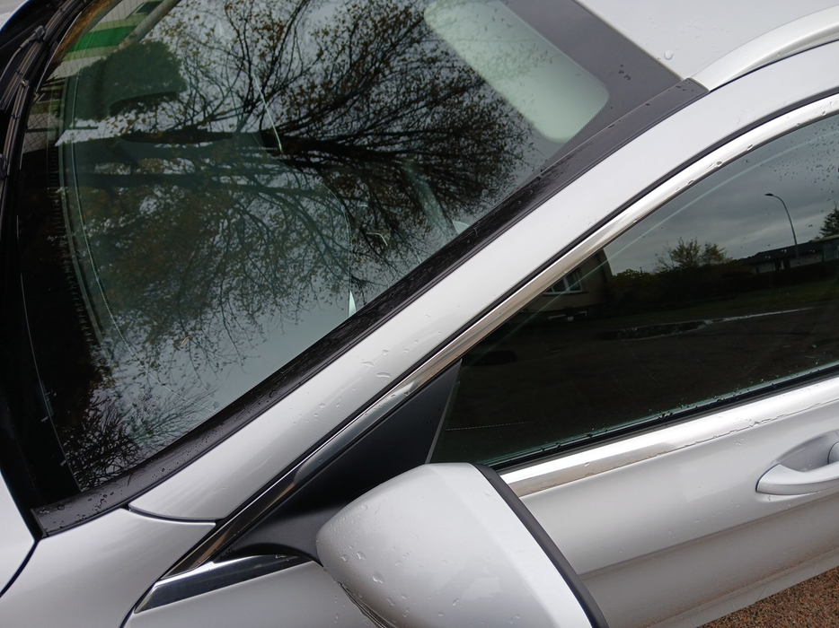 Zdjęcie słupka A lewego