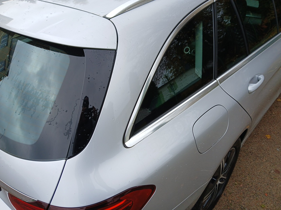 Zdjęcie słupka C prawego