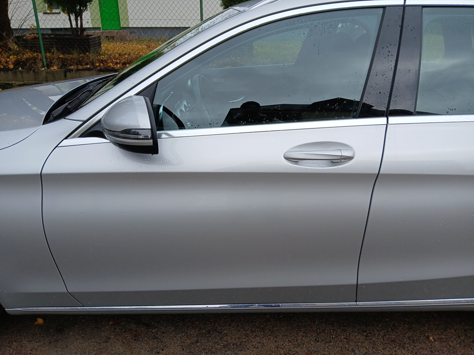 Zdjęcie drzwi przednich lewych wraz z szybą