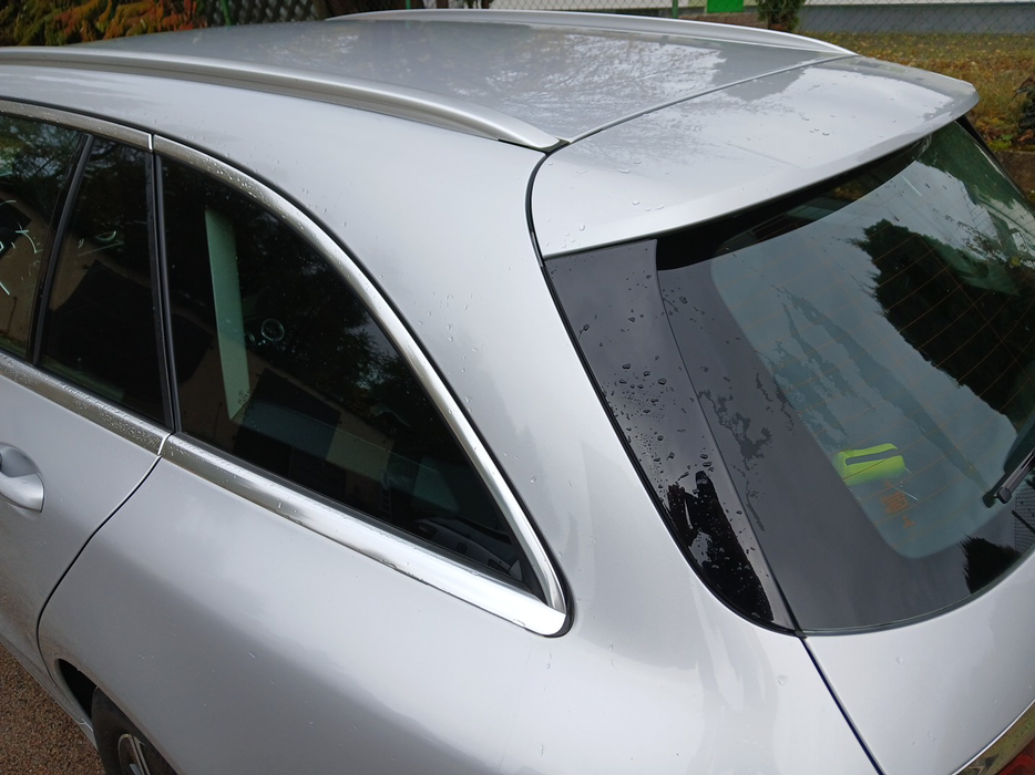 Zdjęcie słupka C lewego