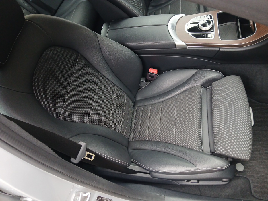 Zdjęcie fotela przedniego prawego