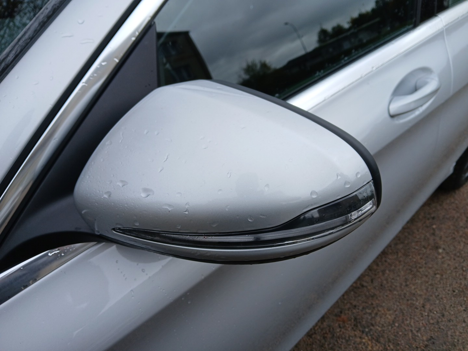 Zdjęcie obudowy lusterka lewego