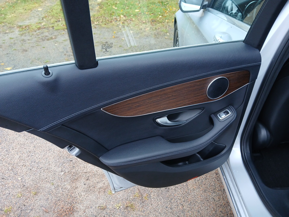 Zdjęcie tapicerki drzwi tylnych lewych