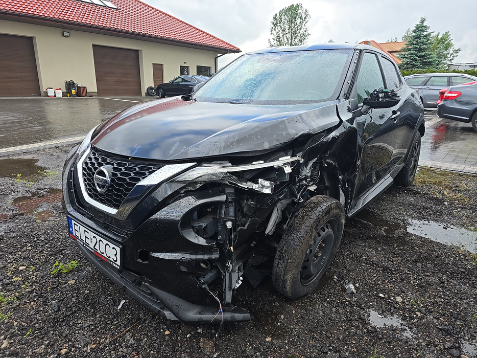 Zdjęcie po ukosie, lewy przód