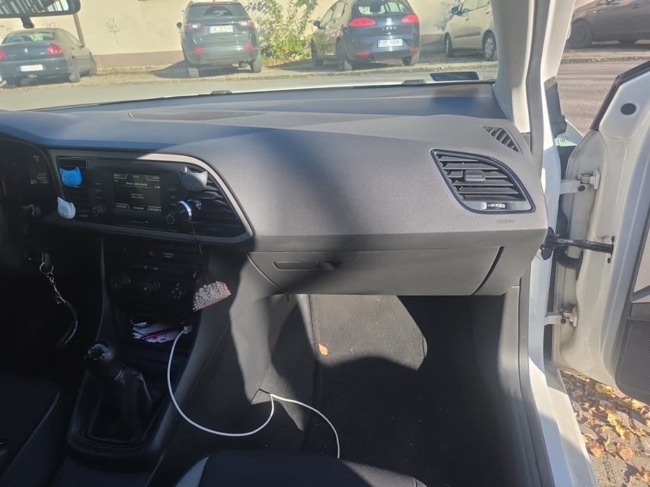 Zdjęcie kokpitu części prawej