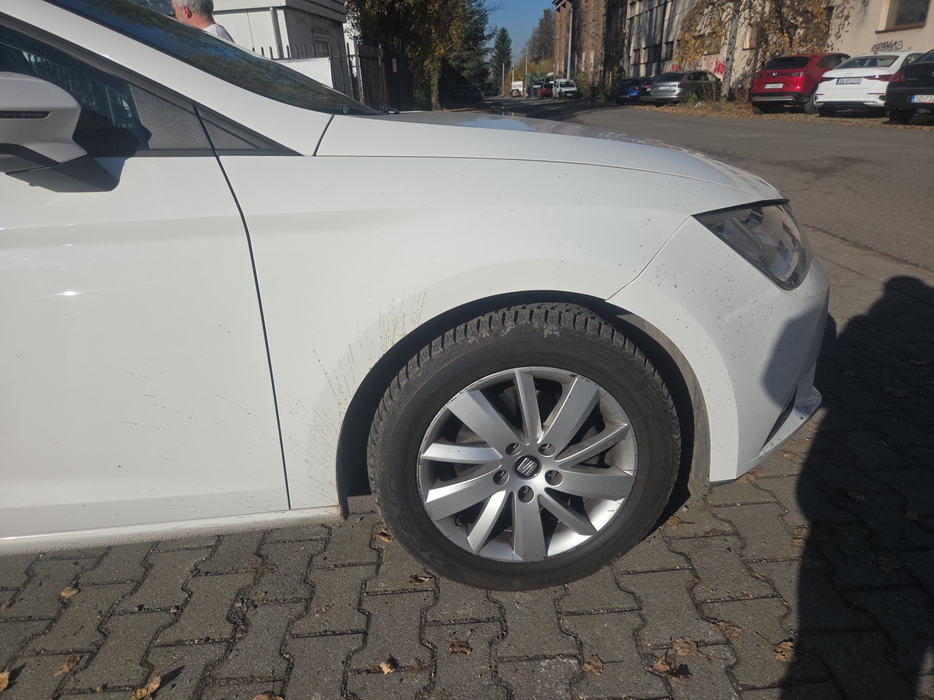 Zdjęcie błotnika przedniego prawego