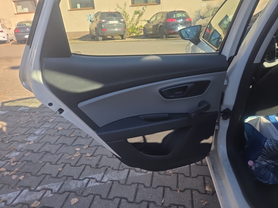 Zdjęcie tapicerki drzwi tylnych lewych