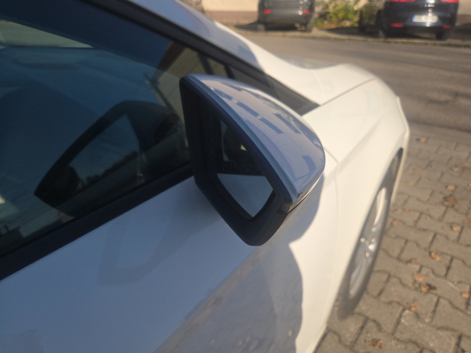 Zdjęcie obudowy lusterka prawego