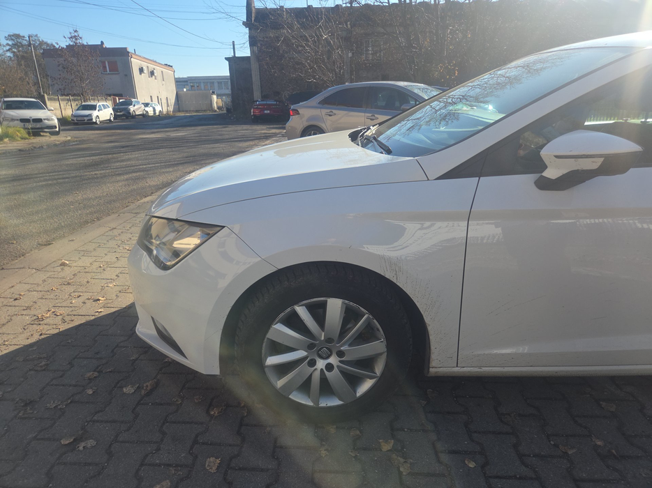 Zdjęcie błotnika przedniego lewego