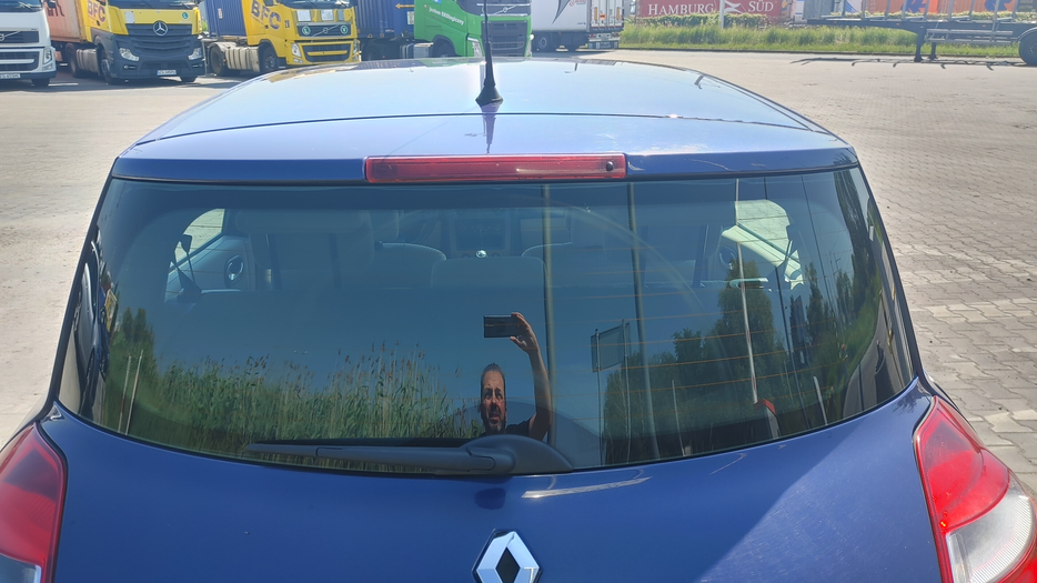 Zdjęcie szyby tylnej