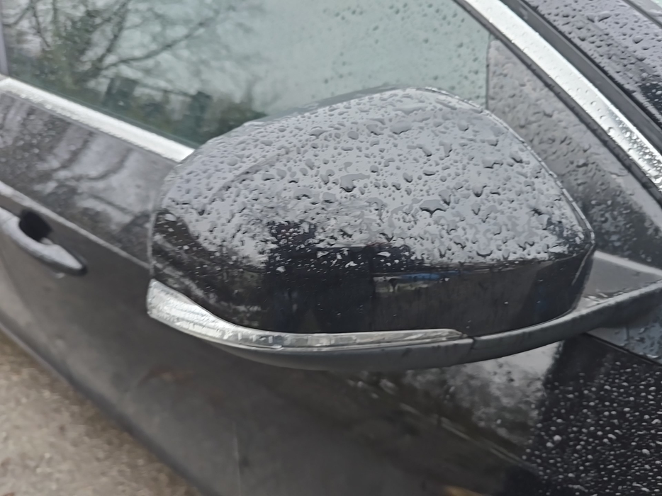 Zdjęcie obudowy lusterka prawego