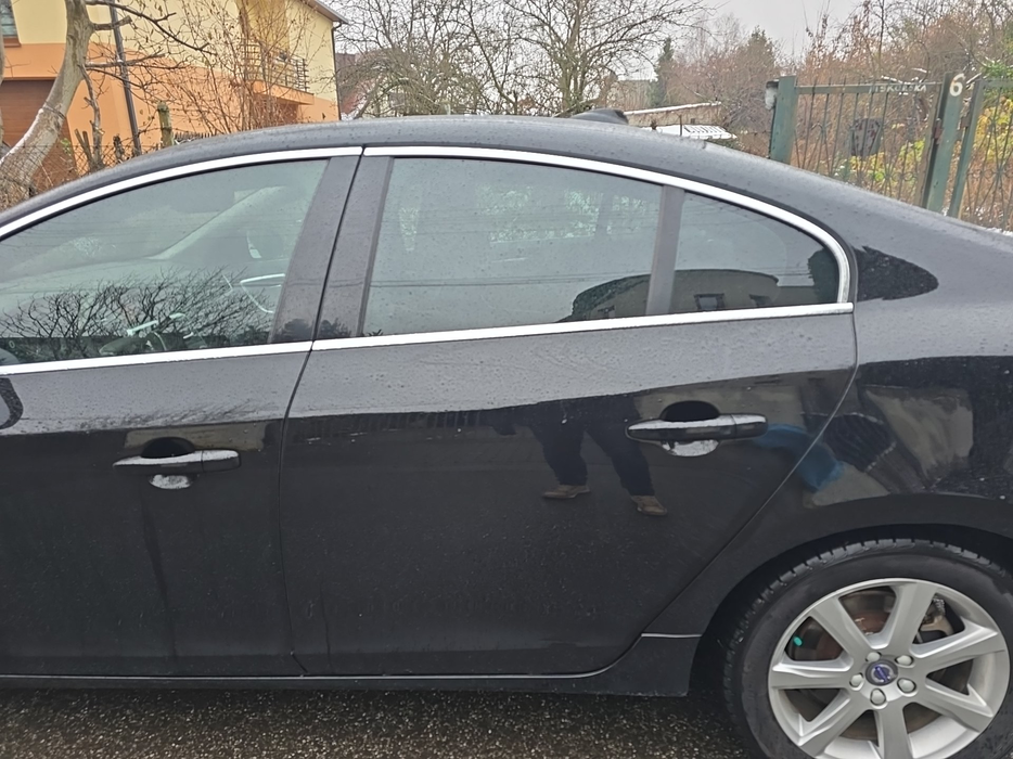 Zdjęcie drzwi tylne lewe wraz z szybą