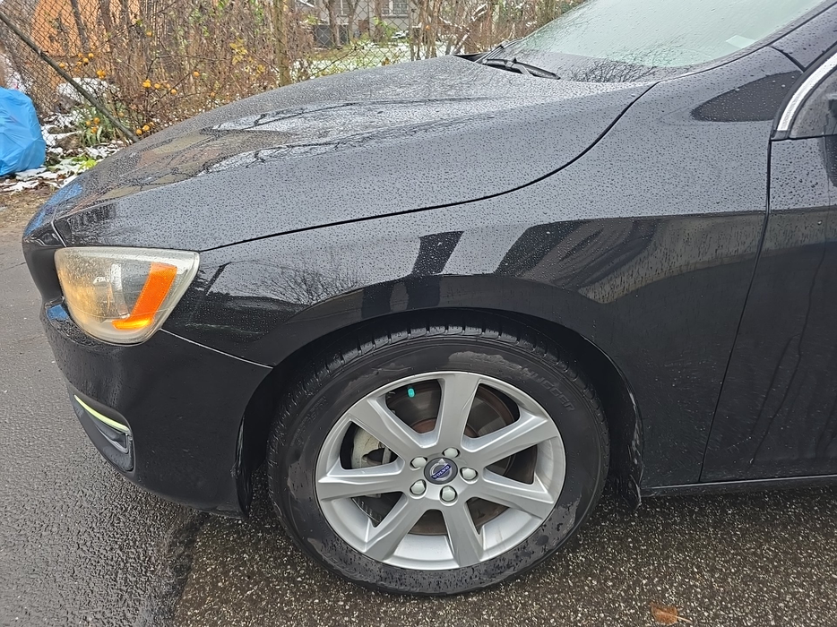 Zdjęcie błotnika przedniego lewego