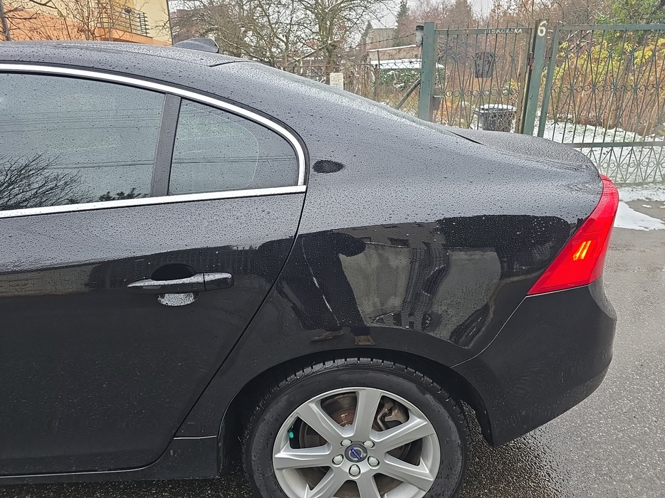 Zdjęcie błotnika tylnego lewego