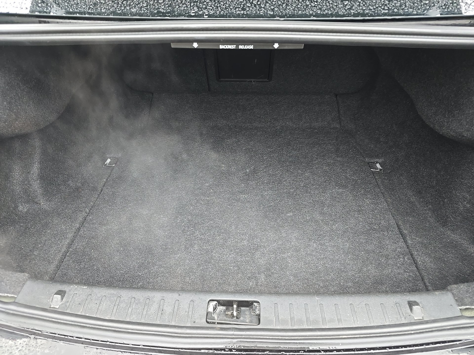 Zdjęcie przestrzeni bagażowej