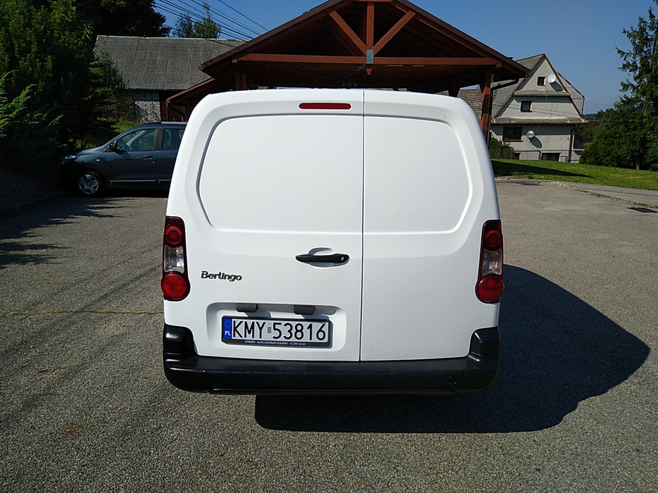 Zdjęcie tyłu nadwozia