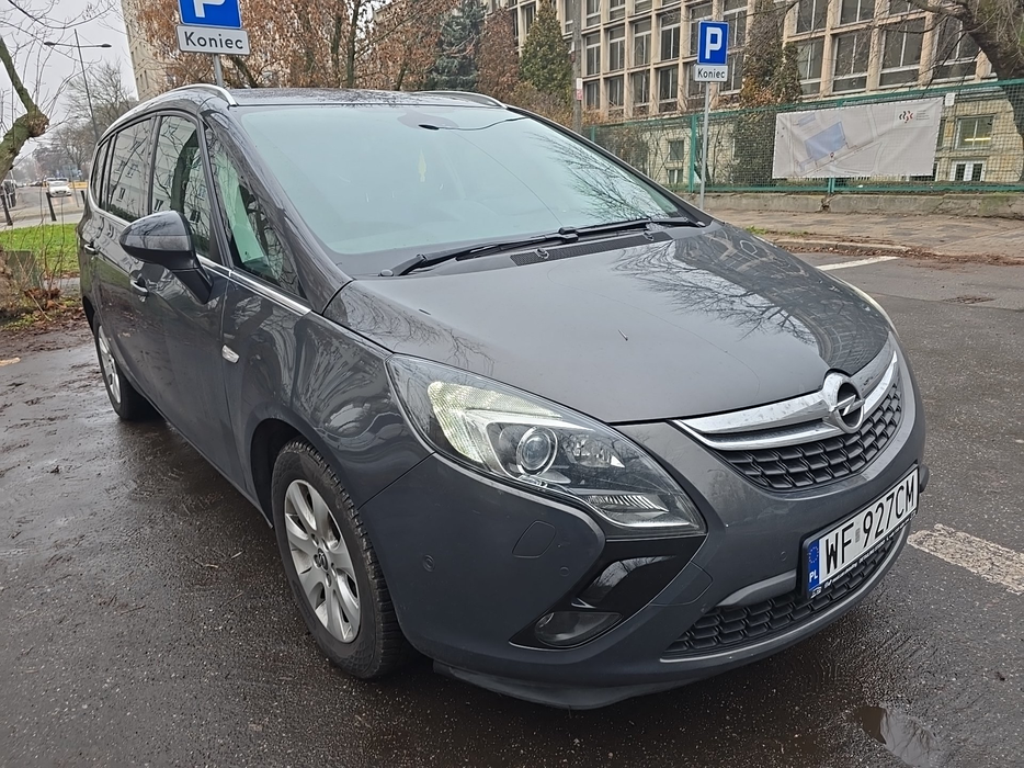 Zdjęcie po ukosie, prawy przód