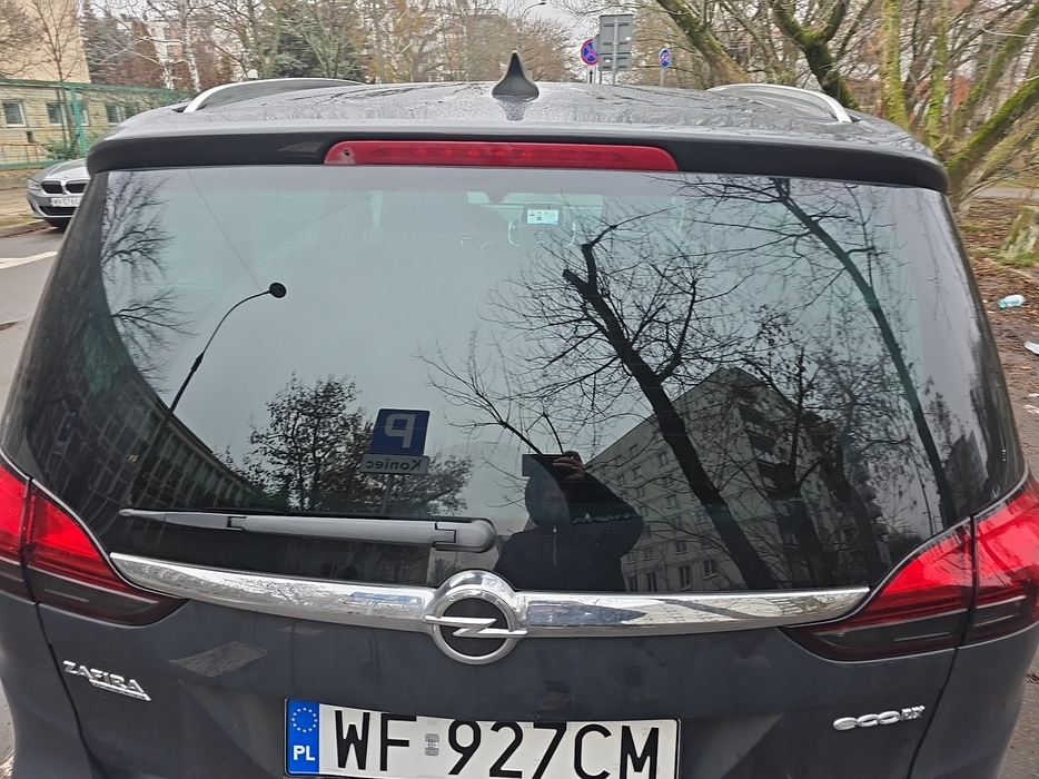 Zdjęcie szyby tylnej