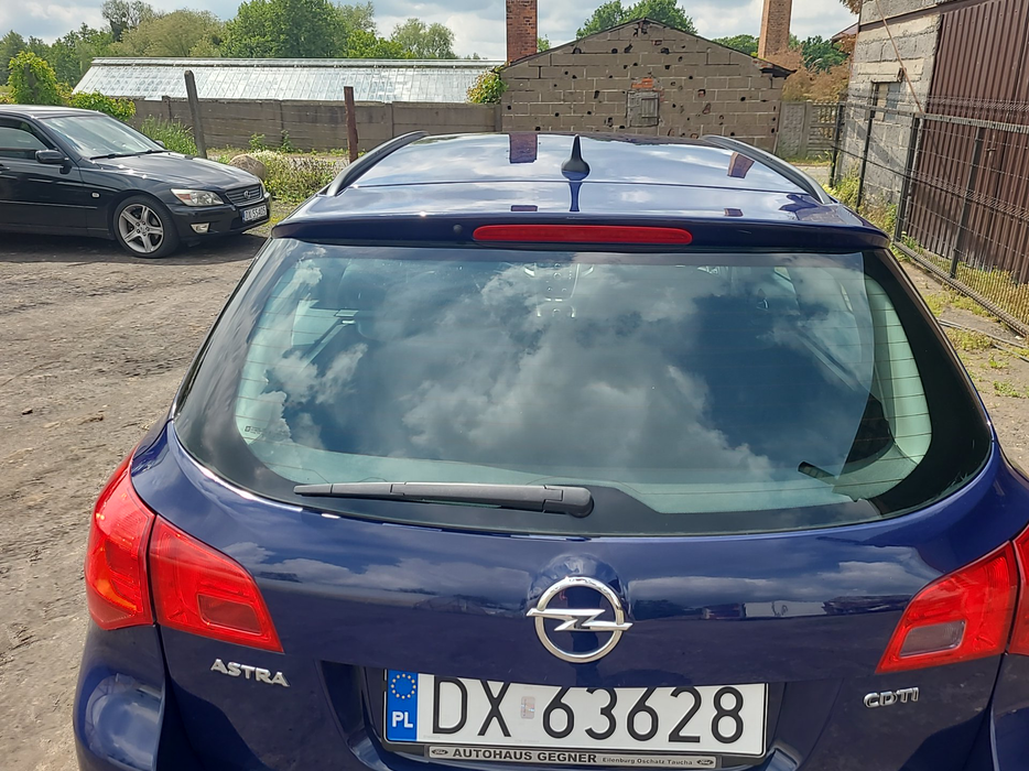 Zdjęcie szyby tylnej